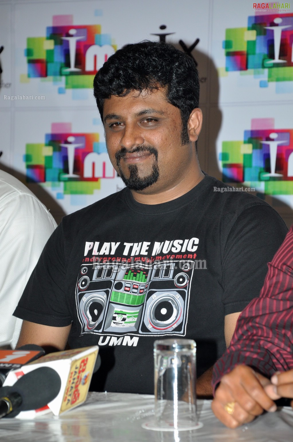 Contemporary Folk Musician Raghu Dixit Press Meet