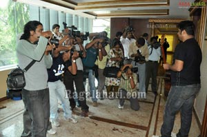 Singer-Lyricist-Musician Raghu Dixit Press Meet