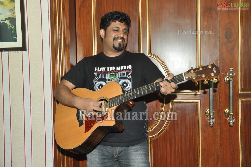 Contemporary Folk Musician Raghu Dixit Press Meet