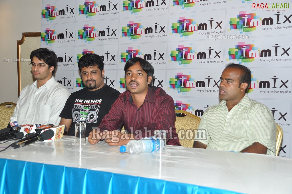 Contemporary Folk Musician Raghu Dixit Press Meet