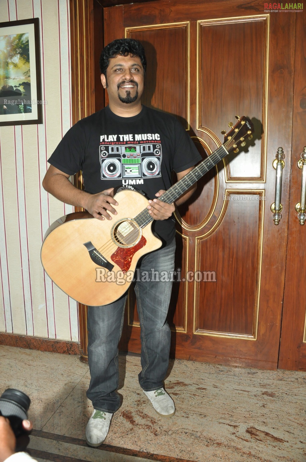 Contemporary Folk Musician Raghu Dixit Press Meet