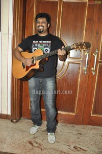 Singer-Lyricist-Musician Raghu Dixit Press Meet