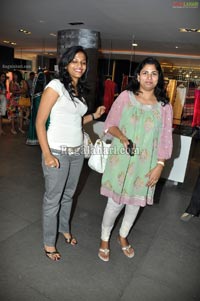 Neha Agarwal's Designs at Rewania