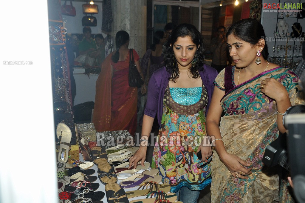 Parinaya Exhibition n Sale 2011