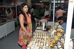 Parinaya Exhibition n Sale at Satyasai Nigamagamam