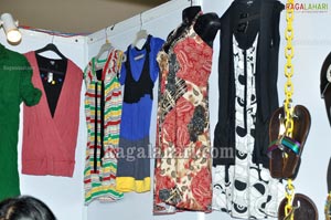 Parinaya Exhibition n Sale at Satyasai Nigamagamam