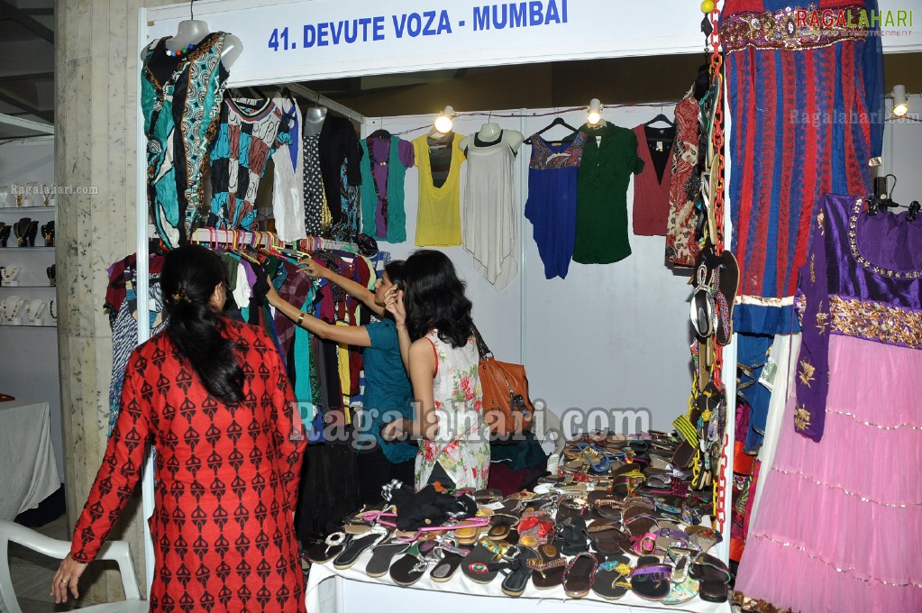 Parinaya Exhibition n Sale 2011