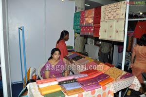 Parinaya Exhibition n Sale at Satyasai Nigamagamam