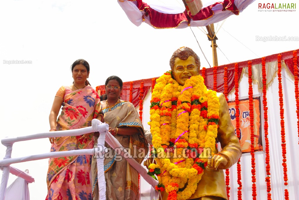 Raja Babu Statue Launch