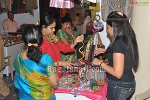 Ritu Barmecha launched Exhibition at Kamma Sangham