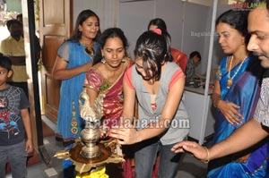 Ritu Barmecha launched Exhibition at Kamma Sangham