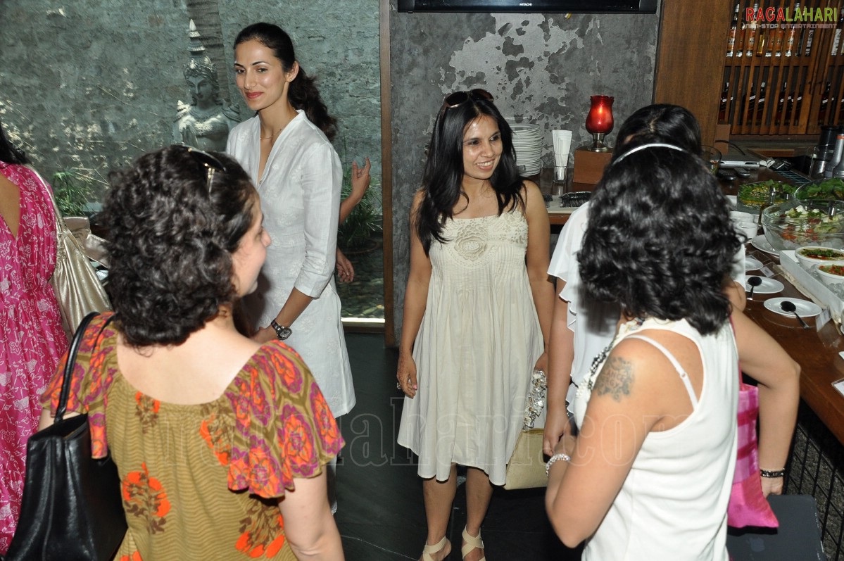 Shilpa Reddy Summer Fashion 2011 Collections at N Grill, Hyd
