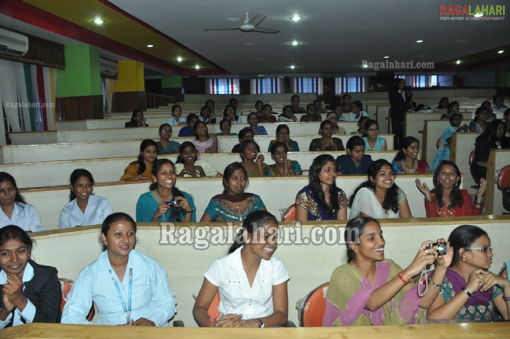 Vishnu's Lux Dream Girl Contest, Hyderabad