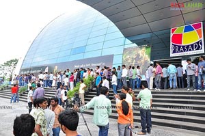 Teenmaar Hungama at Odeon, Prasadz & Sriramulu Theatres