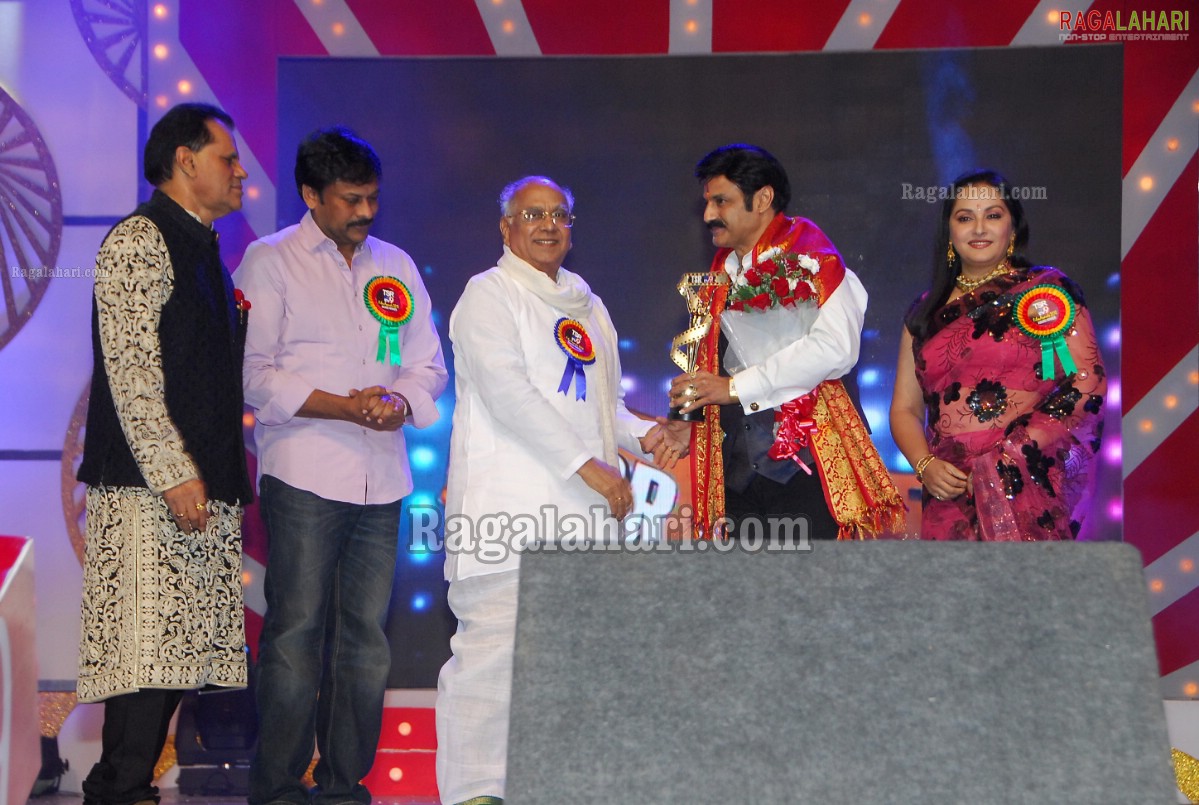 TSR-TV9 Awards 2010 [Set 1]