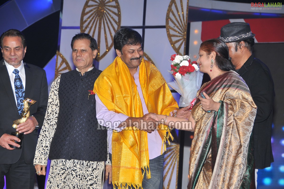 TSR-TV9 Awards 2010 [Set 1]