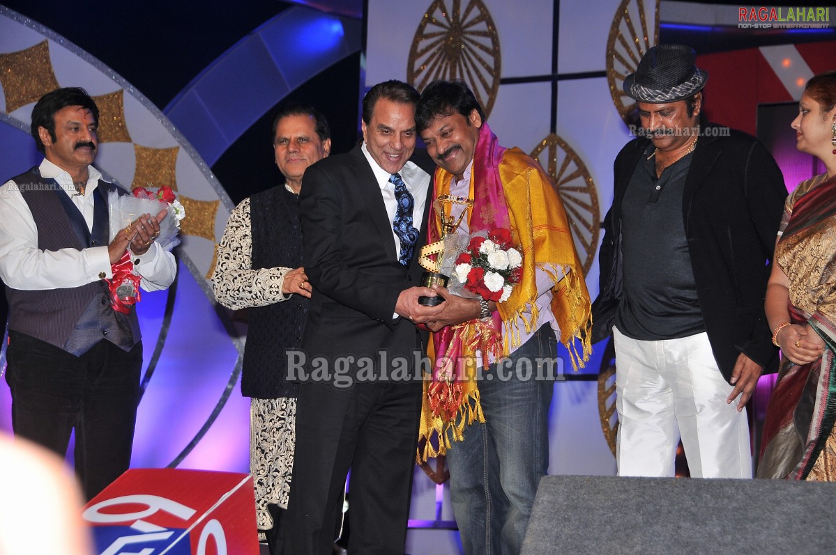 TSR-TV9 Awards 2010 [Set 1]