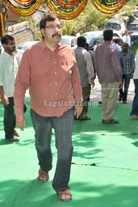 Venkatesh-Trisha Film Muhurat