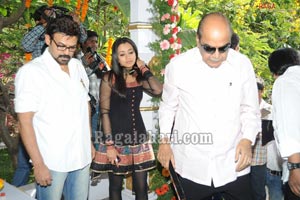 Venkatesh-Trisha Film Muhurat