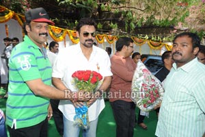 Venkatesh-Trisha Film Muhurat