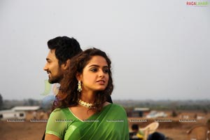 Varun Sandesh, Asmita Sood, Poonam Kaur