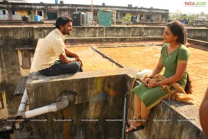 Nani, Nithya Menon, Bindu Madhavi