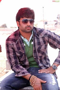 Nara Rohit, Nisha Agarwal