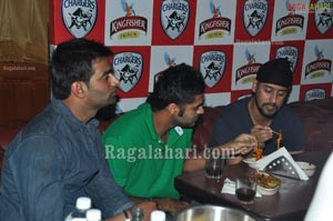 Deccan Chargers 2011 IPL 4 Team at 10D Pub, Hyderabad