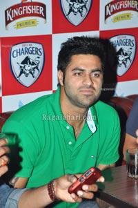 Deccan Chargers 2011 IPL 4 Team at 10D Pub, Hyderabad