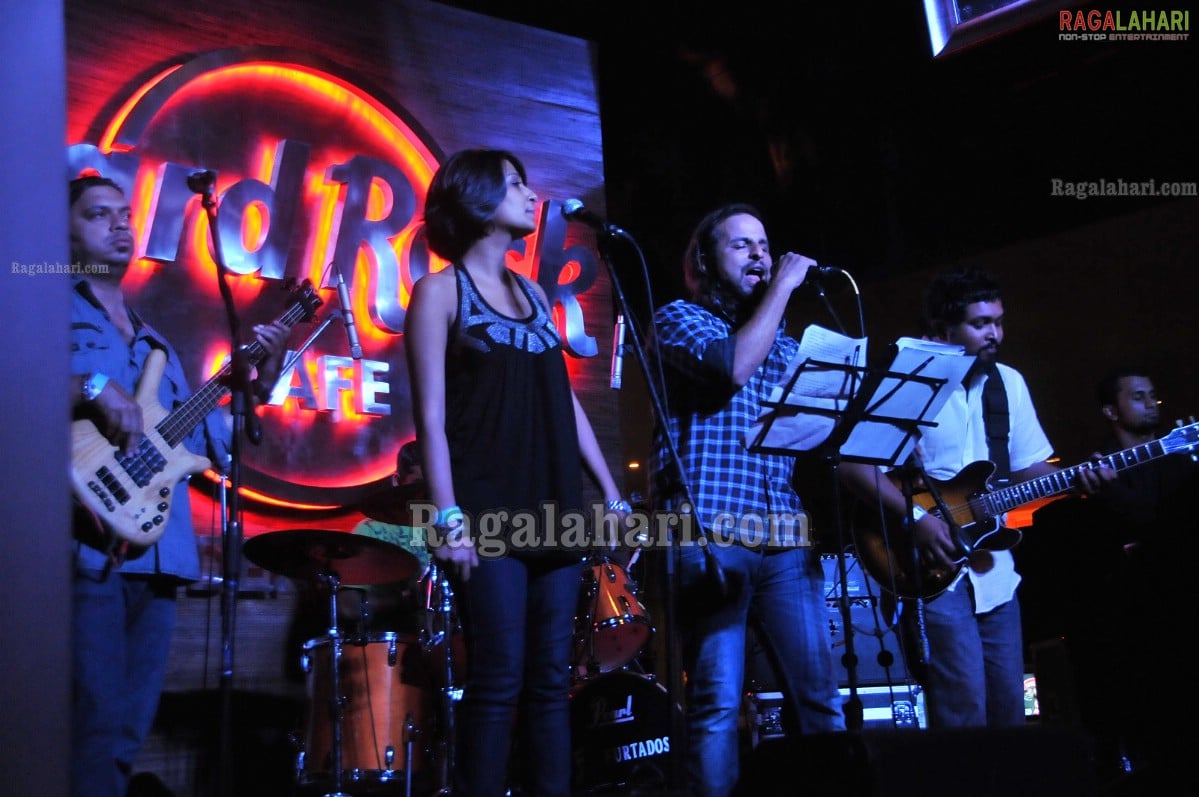 Hard Rock Cafe - April 28, 2011