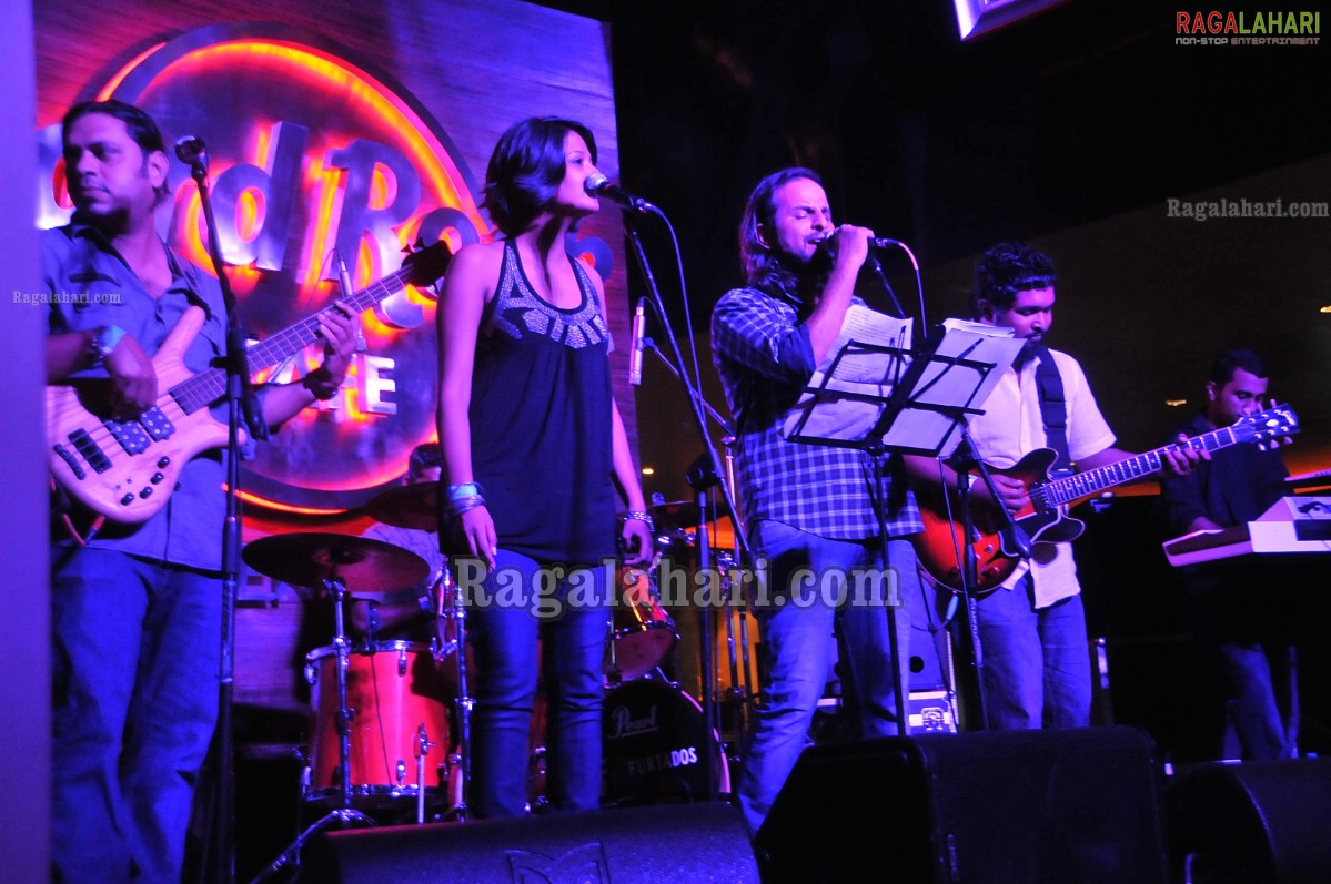 Hard Rock Cafe - April 28, 2011