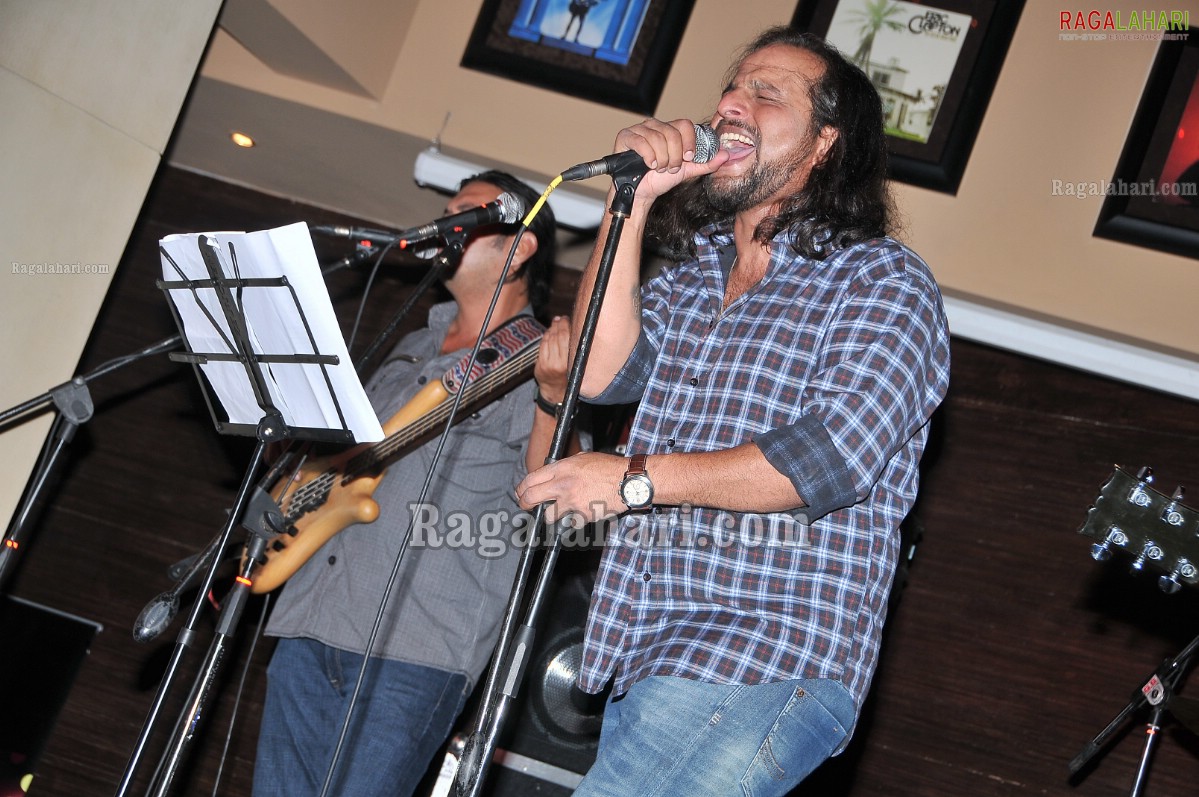 Hard Rock Cafe - April 28, 2011