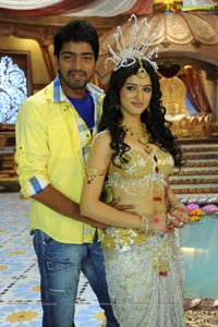 Allari Naresh-Richa Panai Film Muhurat