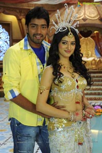 Allari Naresh-Richa Panai Film Muhurat