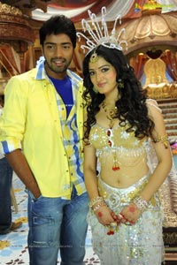 Allari Naresh-Richa Panai Film Muhurat