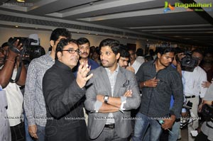 Allu Arjun inagurates Ramakanth Art Exhibition