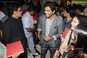 Allu Arjun inagurates Ramakanth Art Exhibition