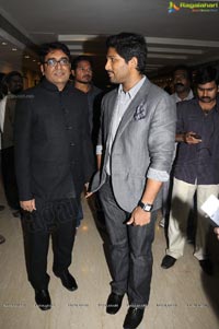 Allu Arjun inagurates Ramakanth Art Exhibition