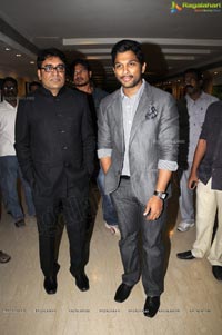 Allu Arjun inagurates Ramakanth Art Exhibition