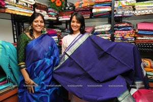 Amala Launches Sri Shrungaar