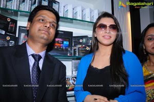 Amori Cellphone Super Store Launch