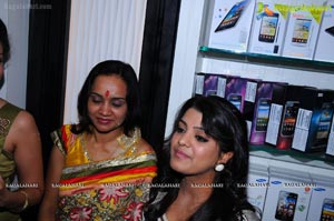 Amori Cellphone Super Store Launch