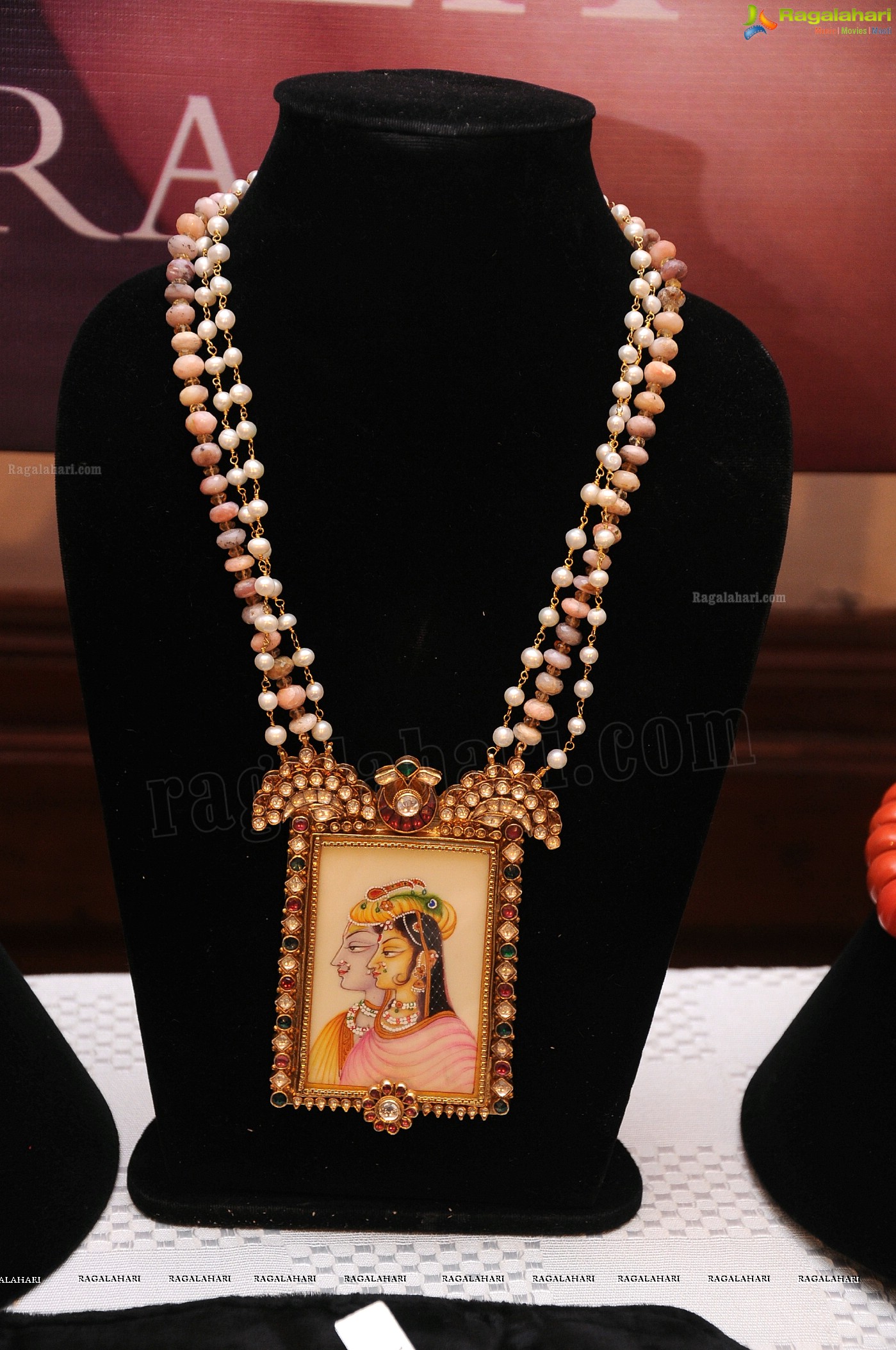 Art Karat displays 'Eternal by Asha' Collection in Hyderabad