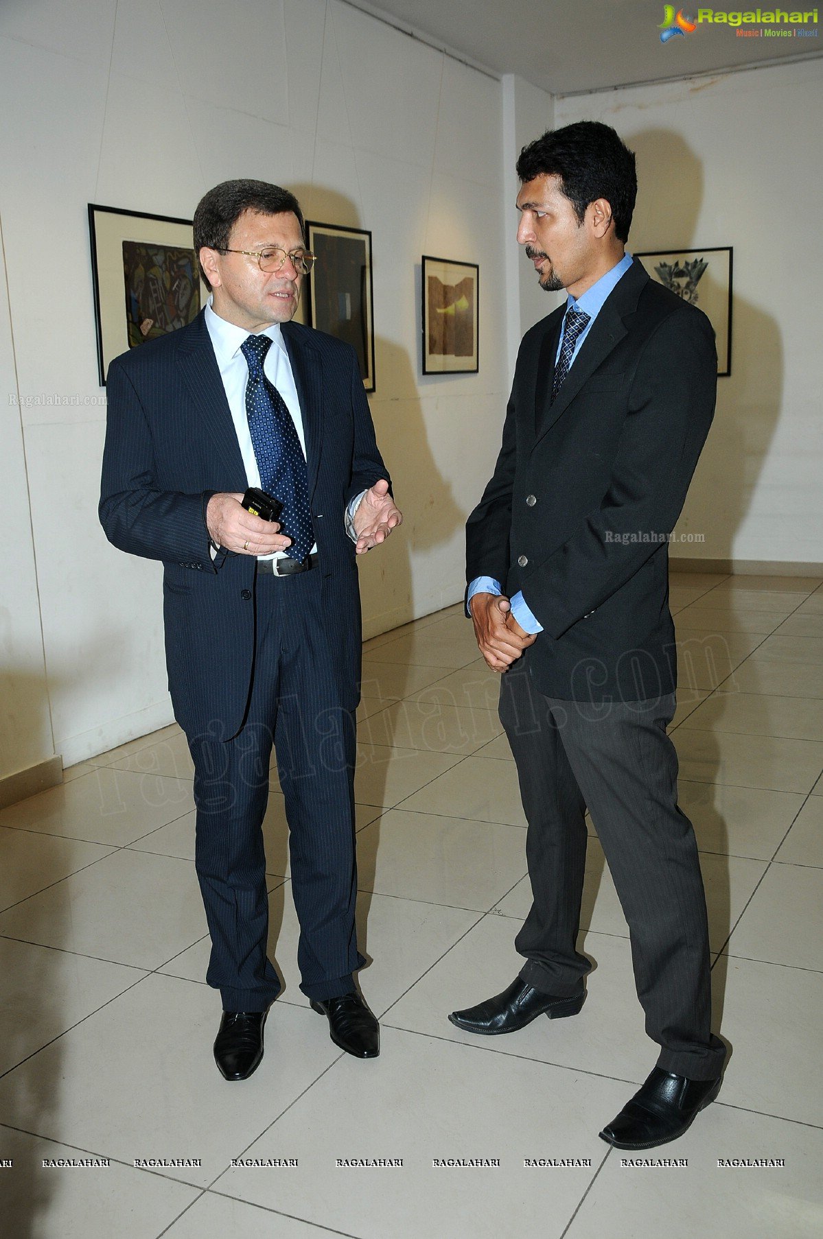 Bulgarian Consulate launches Art Exhibition