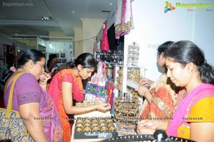 Isha Agarwal Launches Parinaya Expo at TTD Kalyanamandapam