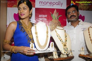 Shraddha Das launches New Range of Designer Jewellery  on the Occasion of Akshaya Tritiya at Manepally Jewellers