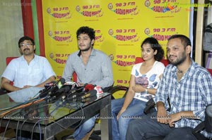 Neeku Naaku Dash Dash Team at Radio Mirchi