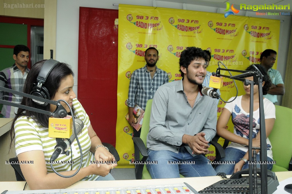 Neeku Naaku Dash Dash Team at Radio Mirchi