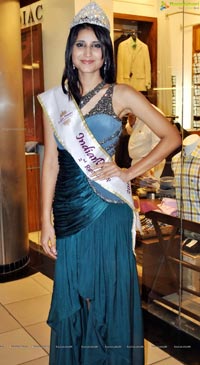 Indian Princess 2012 Winners at Worlds of Wonder Noida