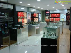 Timex Launches 100th store in Hyderabad